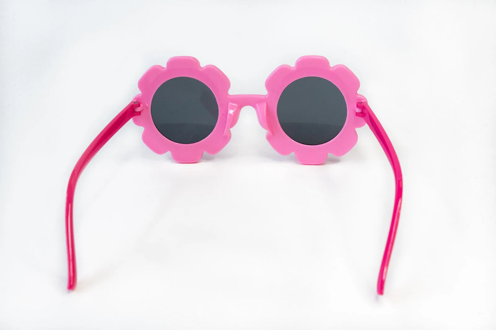 Babeehive Goods Toddler & Kid Daisy Sunglasses - Pink & Pink