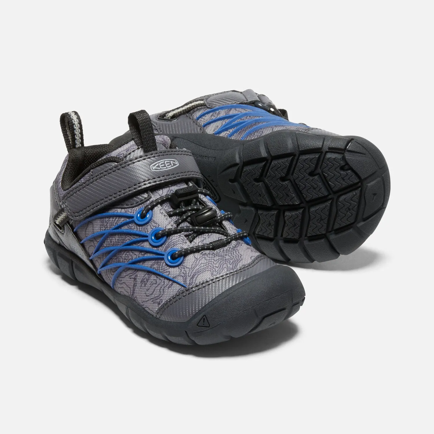 Little Kids Keen Chandler CNX Color: Black/ Bright Cobalt