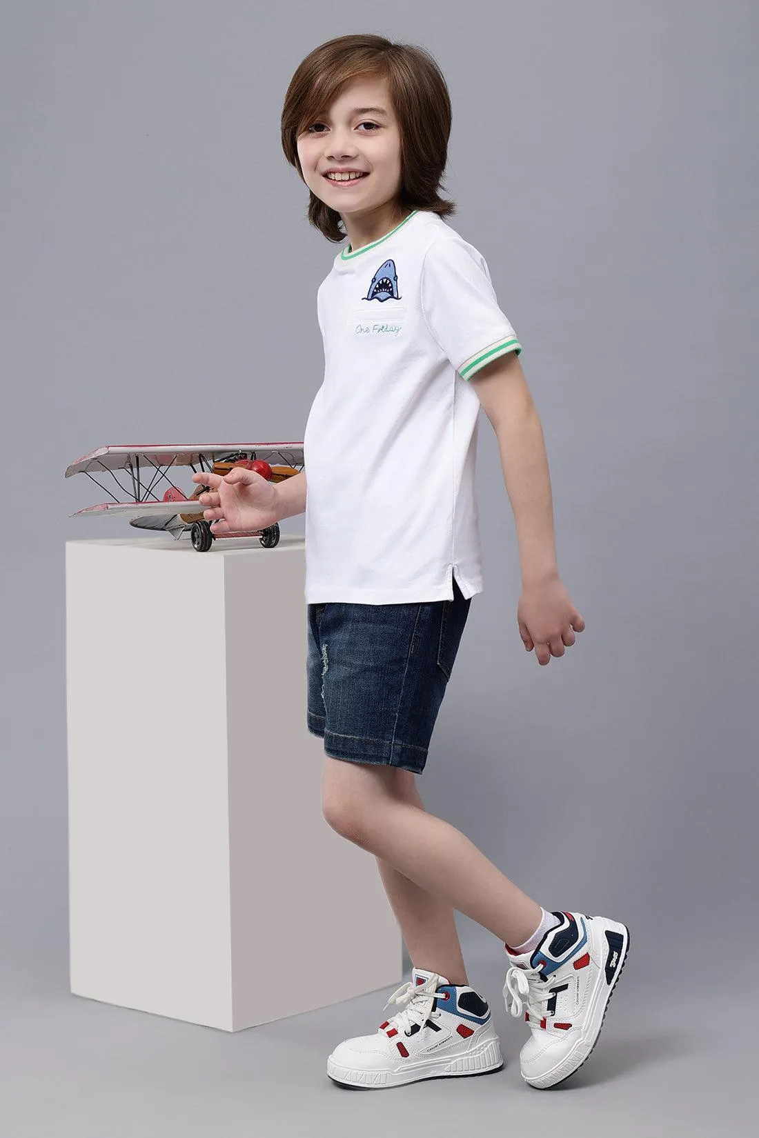 One Friday Kids Boys 100% Cotton White Round Neck Embroidered T-shirt