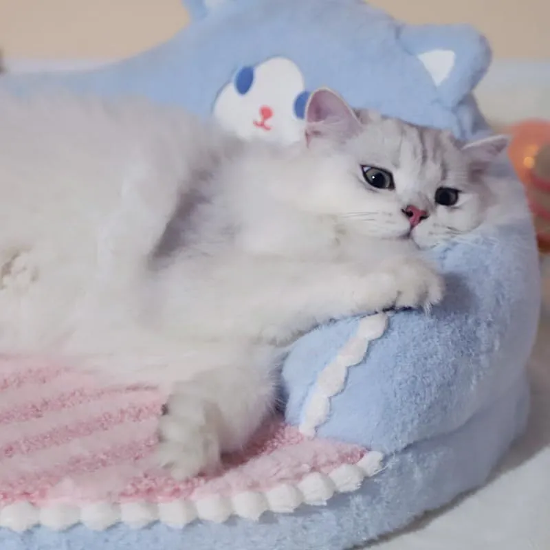 Washable Cozy Cat Bed with High Backres